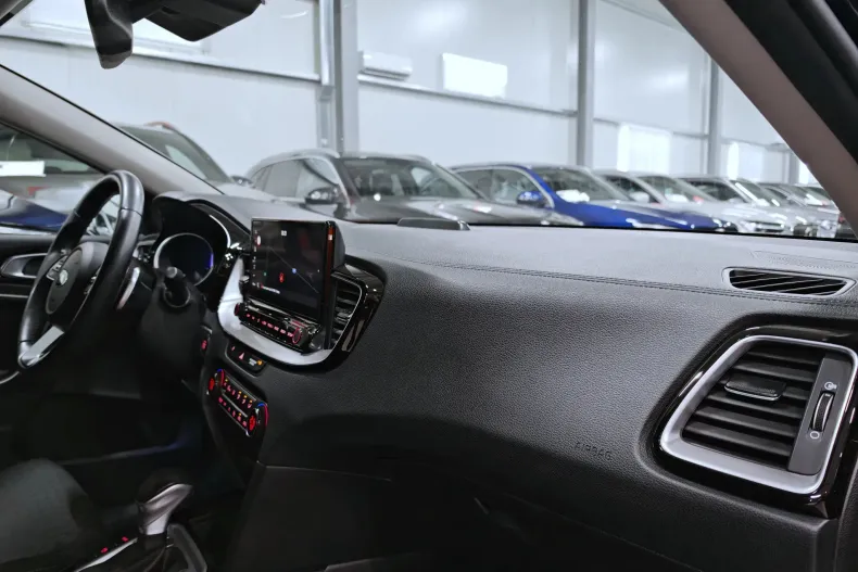 Kia Ceed din 2021 cu 139.923 km - oferta KIA227336 - foto 23