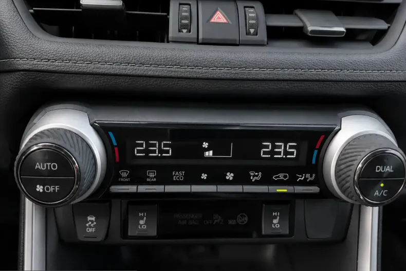 Toyota RAV4 din 2021 cu 93.200 km - oferta TOY227339 - foto 25