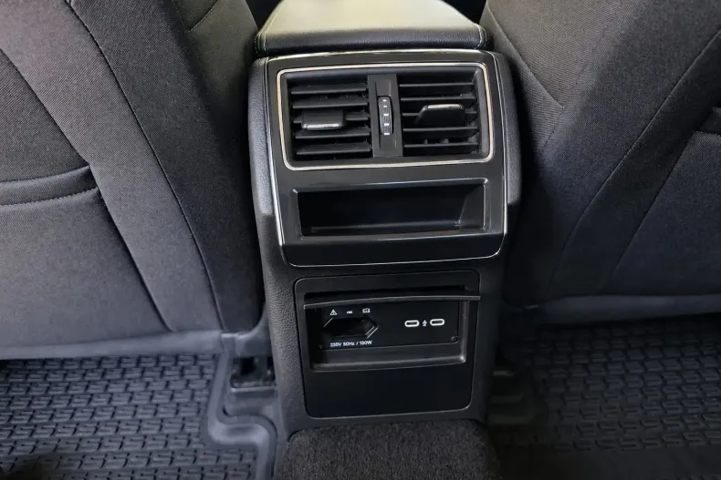 Skoda Superb din 2023 cu 105.855 km - oferta SKO227342 - foto 19