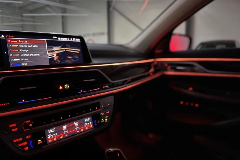 BMW 740d (Seria 7) din 2020 cu 82.954 km - oferta BMW227348 - foto 8