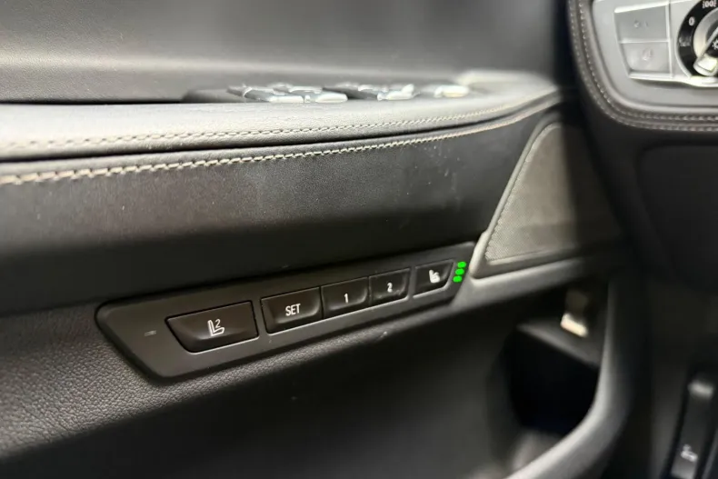 BMW 740d (Seria 7) din 2020 cu 82.954 km - oferta BMW227348 - foto 30