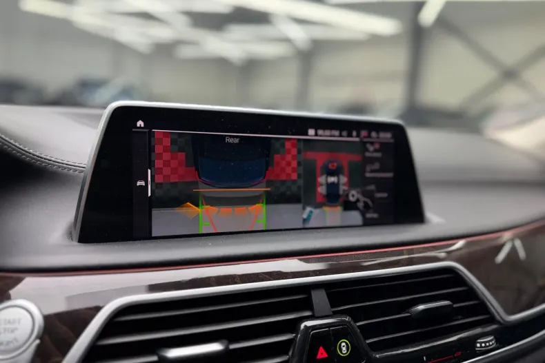 BMW 740d (Seria 7) din 2020 cu 82.954 km - oferta BMW227348 - foto 36
