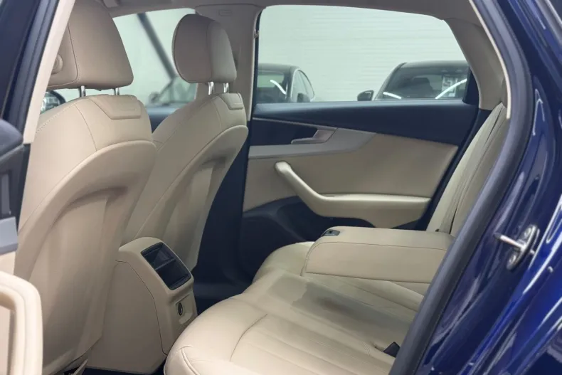 Audi A4 Limuzina din 2021 cu 92.500 km - oferta AUD227349 - foto 6