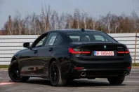 BMW 330e (Seria 3) din 2020 cu 163.000 km - oferta BMW227350 - foto 4