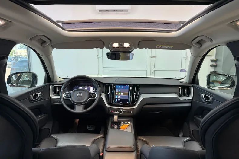 Volvo XC60 din 2023 cu 179.900 km - oferta VOL227352 - foto 11