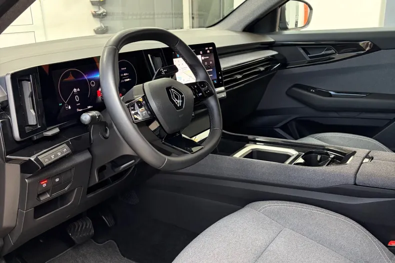 Renault Austral din 2023 cu 135.000 km - oferta REN227353 - foto 5