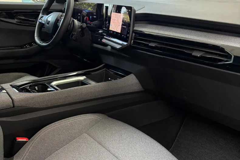 Renault Austral din 2023 cu 135.000 km - oferta REN227353 - foto 7