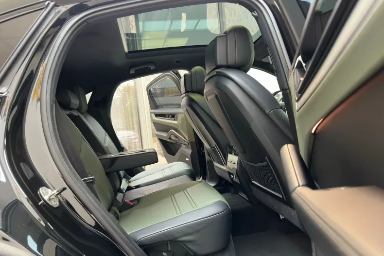 Porsche Cayenne Coupe din 2024 cu 60.000 km - oferta POR227354 - foto 8