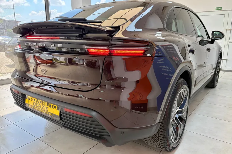 Porsche Macan din 2025 cu 26.000 km - oferta POR227355 - foto 26