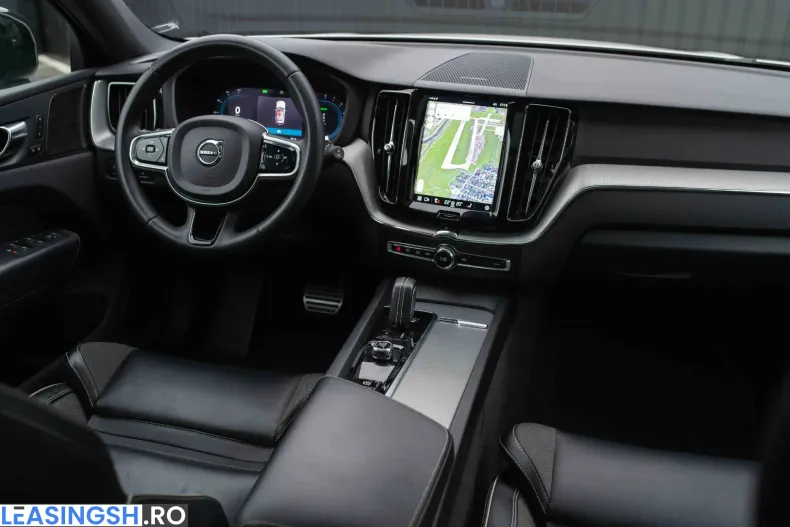 Volvo XC60 din 2021 cu 129.870 km - oferta VOL227362 - foto 8
