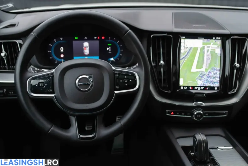 Volvo XC60 din 2021 cu 129.870 km - oferta VOL227362 - foto 18
