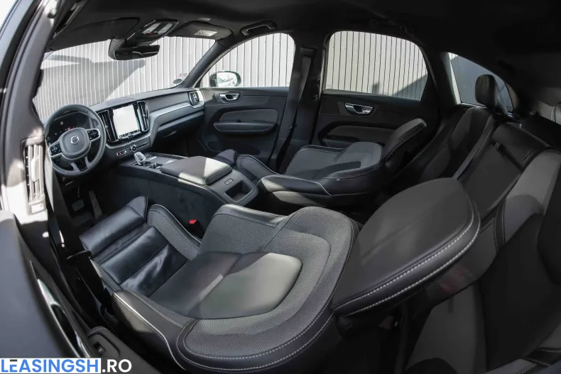 Volvo XC60 din 2022 cu 131.599 km - oferta VOL227363 - foto 5