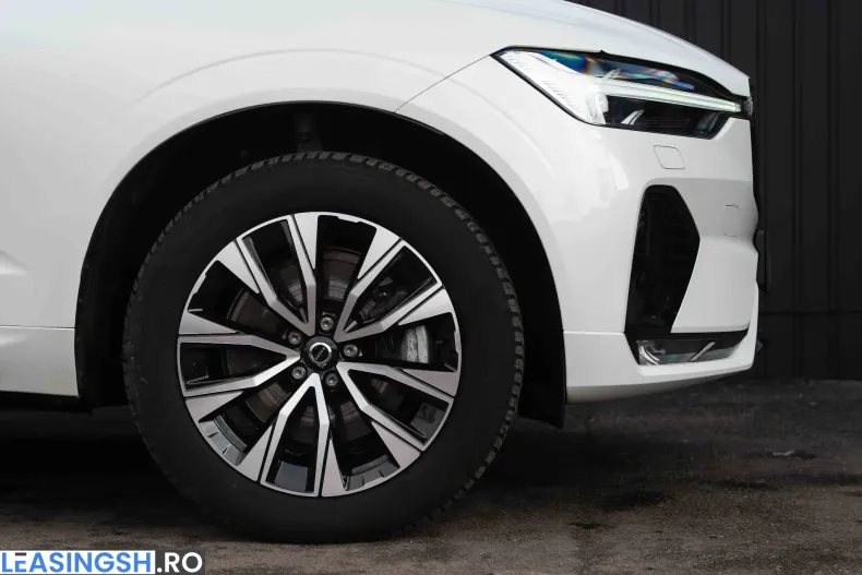 Volvo XC60 din 2023 cu 125.178 km - oferta VOL227364 - foto 29