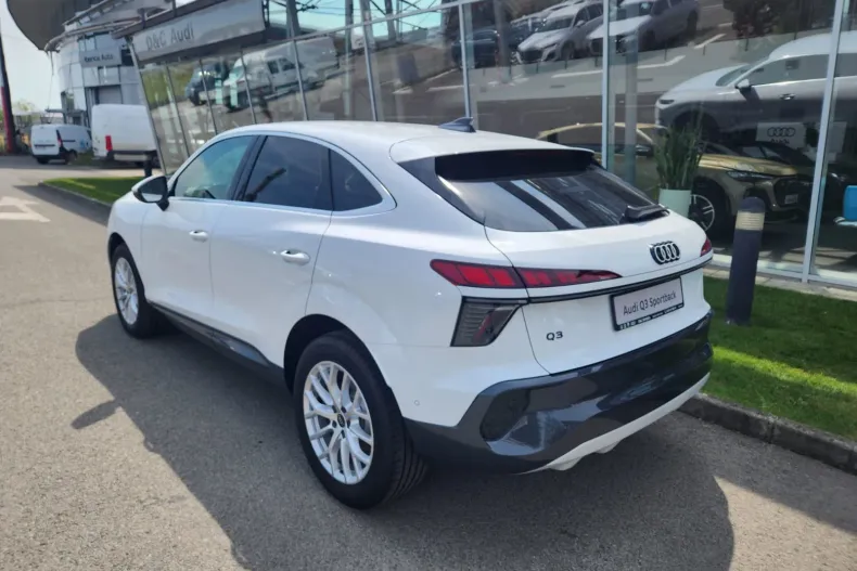 Audi Q3 Sportback din 2026 cu 1 km - oferta AUD227366 - foto 9