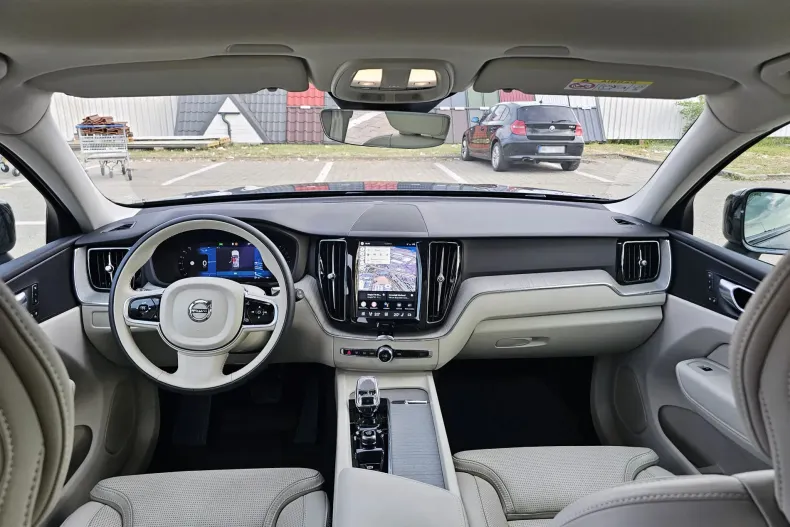 Volvo XC60 din 2024 cu 24.500 km - oferta VOL227374 - foto 6