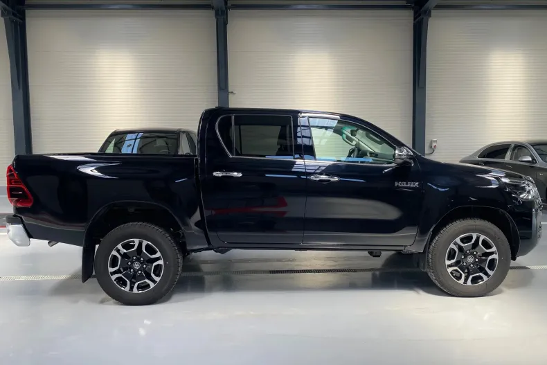Toyota Hilux din 2026 cu 10 km - oferta TOY227383 - foto 2