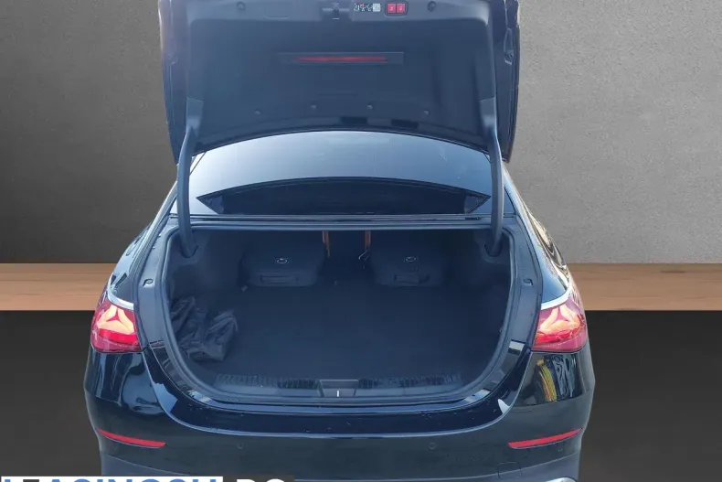 Mercedes-Benz E (Clasa E) din 2025 cu 27.282 km - oferta MER227389 - foto 17
