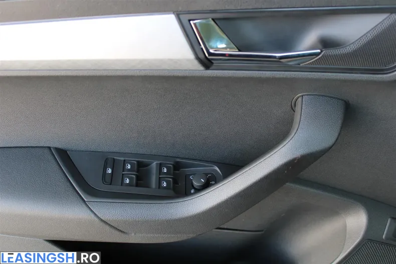 Skoda Karoq din 2024 cu 46.288 km - oferta SKO227391 - foto 9