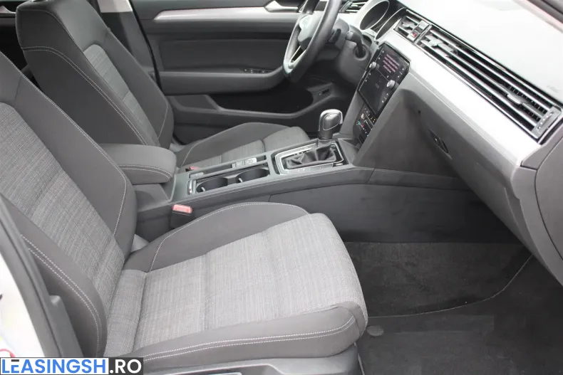 Volkswagen Passat din 2022 cu 130.419 km - oferta VOL227395 - foto 14