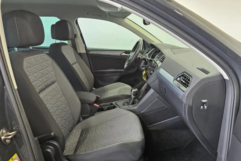Volkswagen Tiguan din 2021 cu 69.249 km - oferta VOL227397 - foto 28