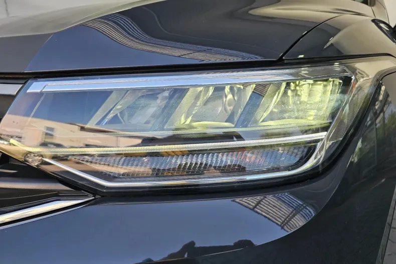 Volkswagen Tiguan din 2021 cu 69.249 km - oferta VOL227397 - foto 33