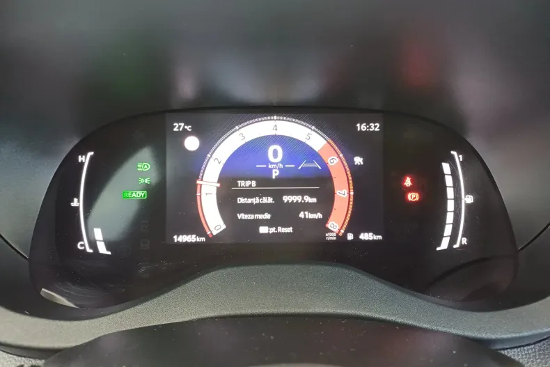 Toyota Yaris Cross din 2025 cu 14.965 km - oferta TOY227399 - foto 13