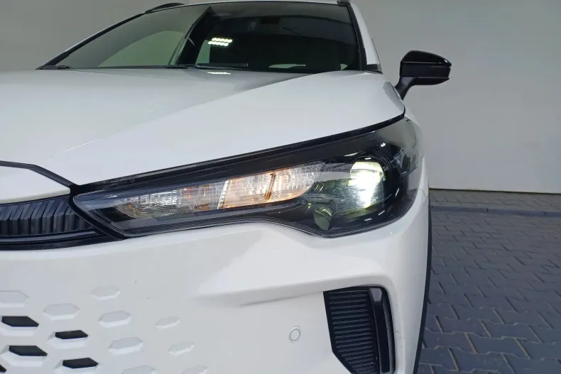 Toyota Corolla Cross din 2025 cu 13.940 km - oferta TOY227400 - foto 33