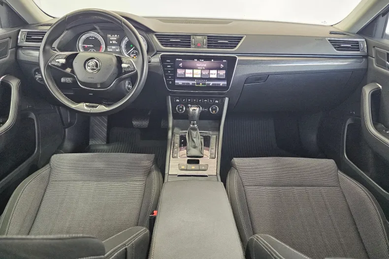 Skoda Superb din 2021 cu 124.744 km - oferta SKO227403 - foto 10