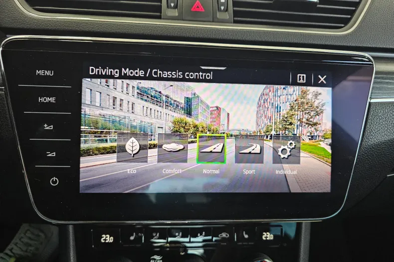 Skoda Superb din 2021 cu 124.744 km - oferta SKO227403 - foto 13