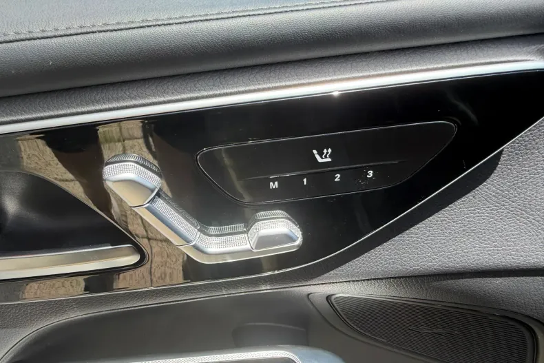 Mercedes-Benz GLC (Clasa GLC) din 2023 cu 30.362 km - oferta MER227407 - foto 13