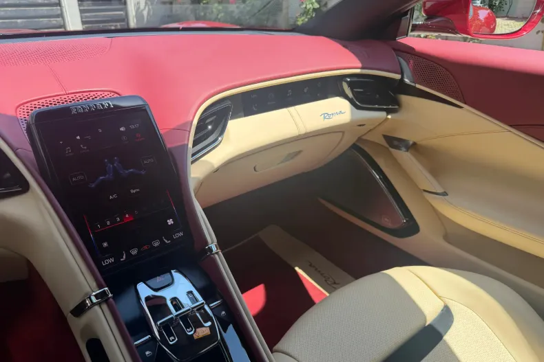 Ferrari Roma din 2024 cu 6.705 km - oferta FER227408 - foto 17