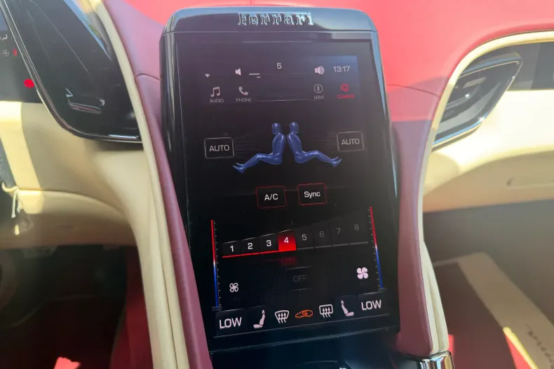 Ferrari Roma din 2024 cu 6.705 km - oferta FER227408 - foto 18