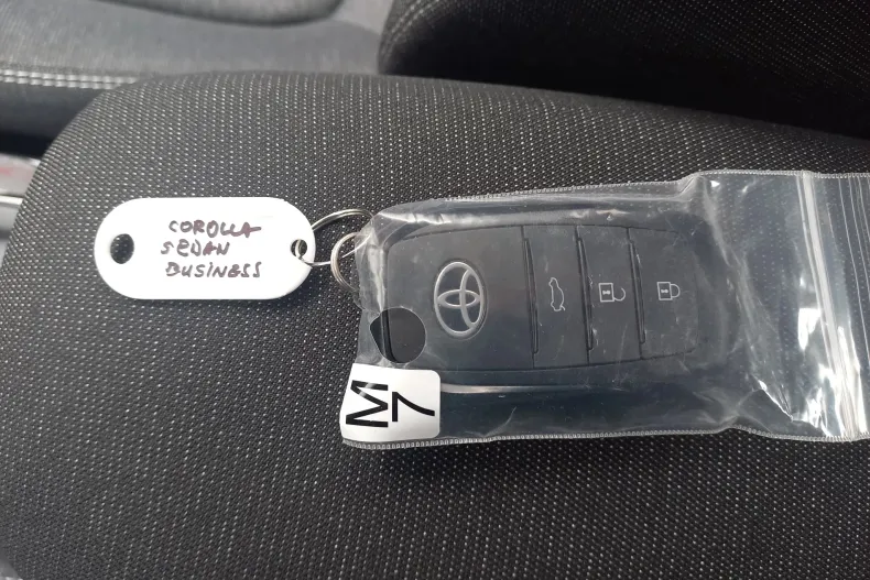Toyota Corolla din 2025 cu 9 km - oferta TOY227416 - foto 31