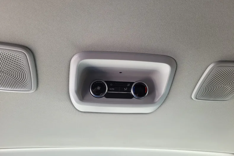 Volkswagen Caravelle din 2025 cu 20 km - oferta VOL227418 - foto 13