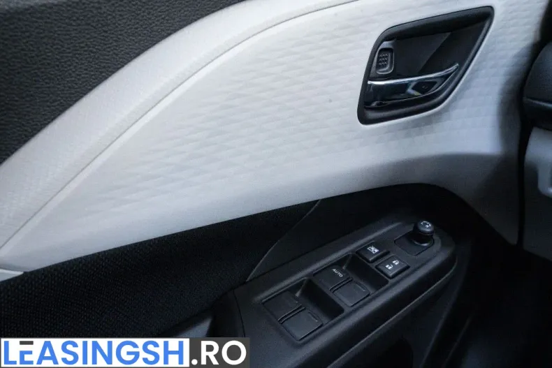 Suzuki Swift din 2026 cu 1 km - oferta SUZ227425 - foto 23