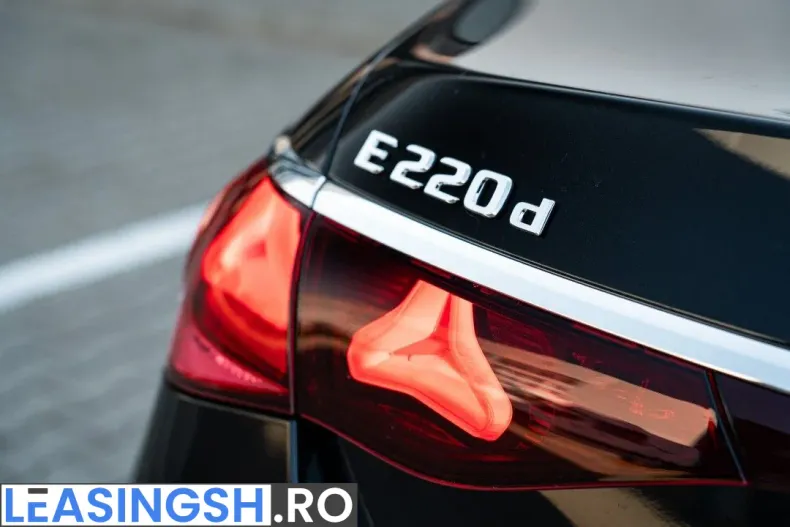 Mercedes-Benz E (Clasa E) din 2026 cu 1 km - oferta MER227431 - foto 35