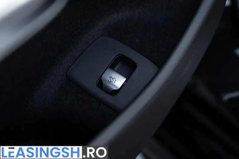 Mercedes-Benz E (Clasa E) din 2026 cu 1 km - oferta MER227431 - foto 39