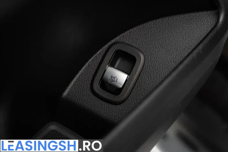Mercedes-Benz GLC (Clasa GLC) din 2026 cu 1 km - oferta MER227432 - foto 36
