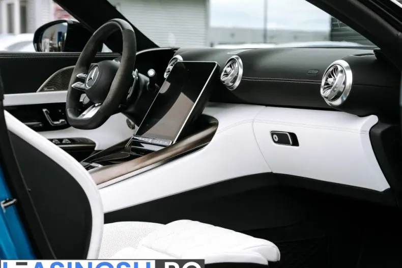 Mercedes-Benz SL 63 AMG (Clasa SL) din 2023 cu 7.500 km - oferta MER227433 - foto 20