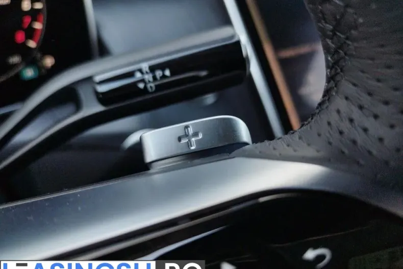 Mercedes-Benz GLC (Clasa GLC) din 2023 cu 14.000 km - oferta MER227439 - foto 18