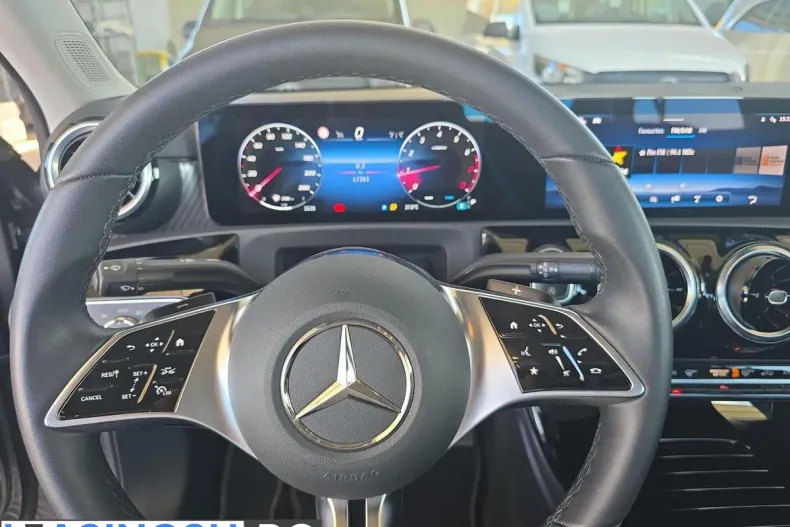 Mercedes-Benz A 180 (Clasa A) din 2025 cu 17.262 km - oferta MER227446 - foto 11