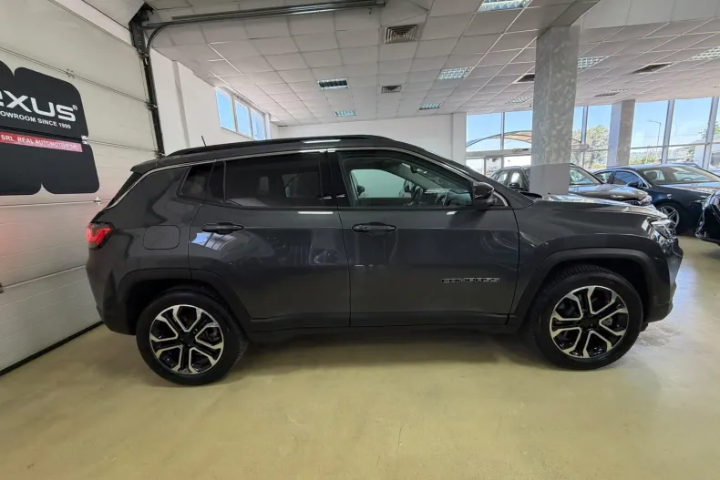 Jeep Compass din 2023 cu 93.747 km - oferta JEE227448 - foto 7