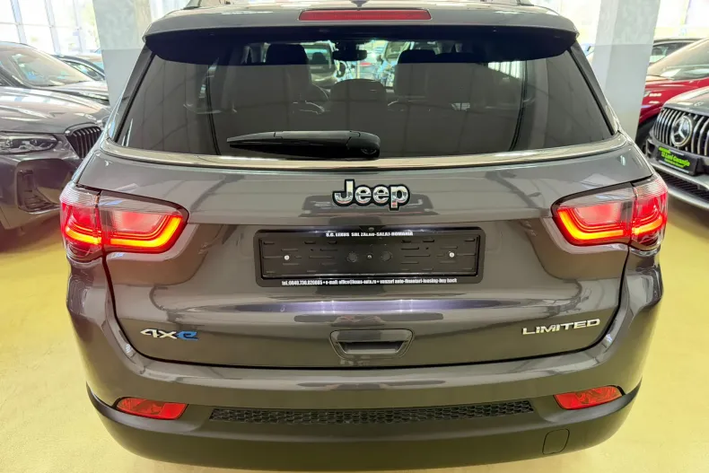 Jeep Compass din 2023 cu 93.747 km - oferta JEE227448 - foto 9