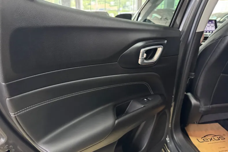 Jeep Compass din 2023 cu 100.500 km - oferta JEE227449 - foto 20