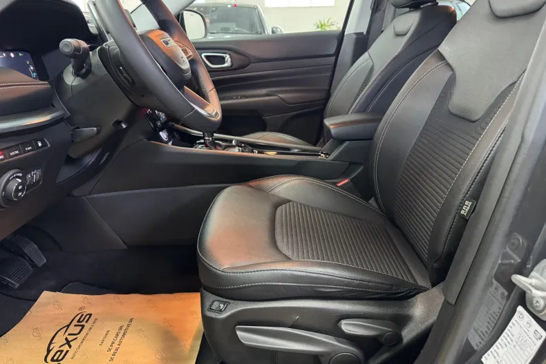 Jeep Compass din 2023 cu 100.500 km - oferta JEE227449 - foto 21