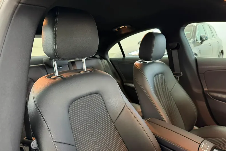 Mercedes-Benz CLA 250 (Clasa CLA) din 2022 cu 110.691 km - oferta MER227450 - foto 16