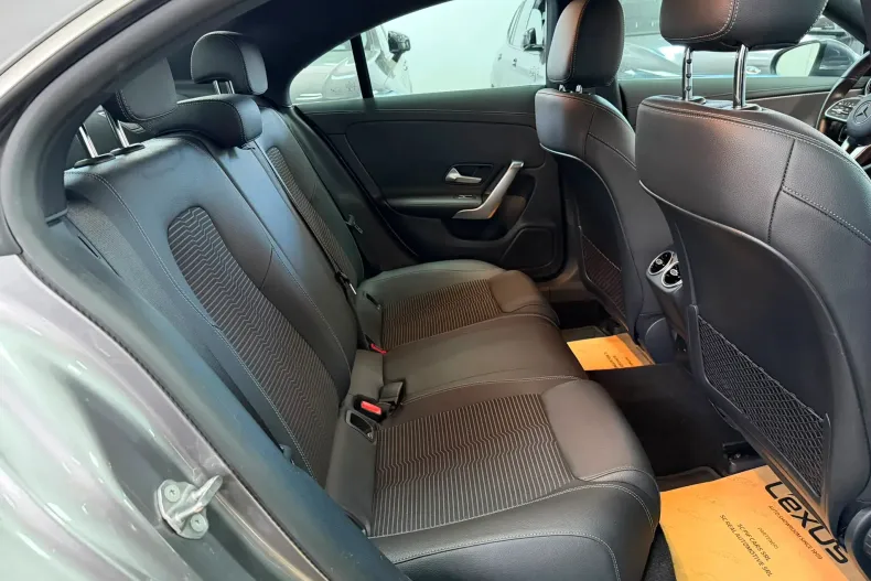 Mercedes-Benz CLA 250 (Clasa CLA) din 2022 cu 110.691 km - oferta MER227450 - foto 19