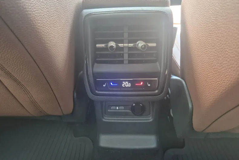 Skoda Kodiaq din 2024 cu 55.648 km - oferta SKO227452 - foto 13