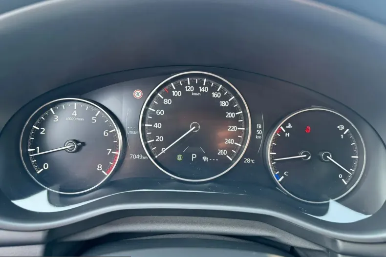 Mazda 3 din 2025 cu 7.049 km - oferta MAZ227468 - foto 14