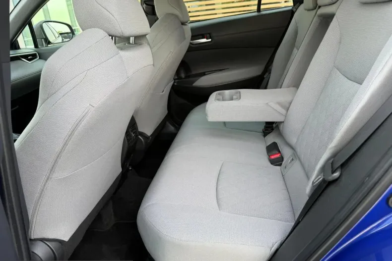 Toyota Corolla Cross din 2024 cu 14.664 km - oferta TOY227469 - foto 17